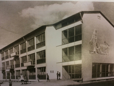 Schulgebäude vor dem Umbau